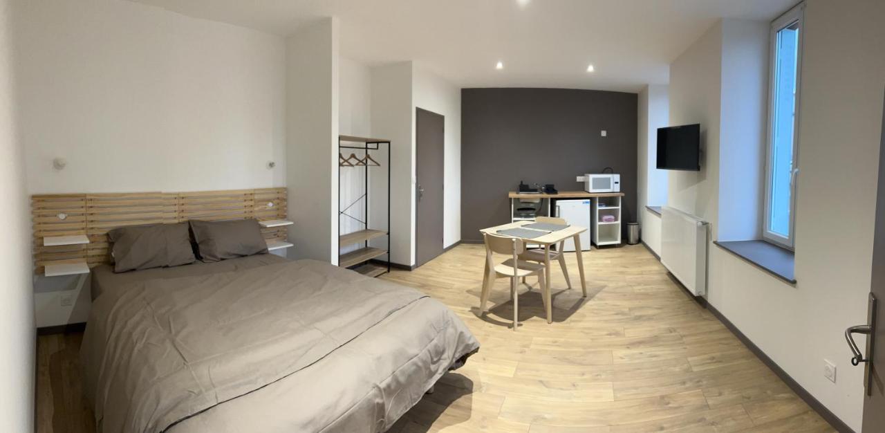 La Cigogne Aparthotel Panissieres